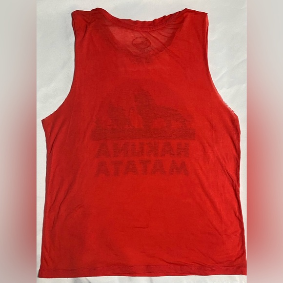 Hakuna Matata Muscle Tank - Picture 3 of 4